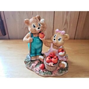 Bear Seasons Fall Bear Figurine Apples Harvest Decor Second Nature 1997